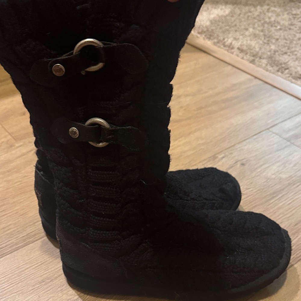 UGG Black Australia Tularosa Route  Black Cable Knit Winter Boots